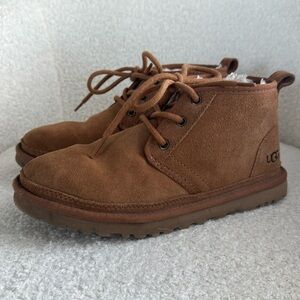 UGG Boots - Good Condition - size 6